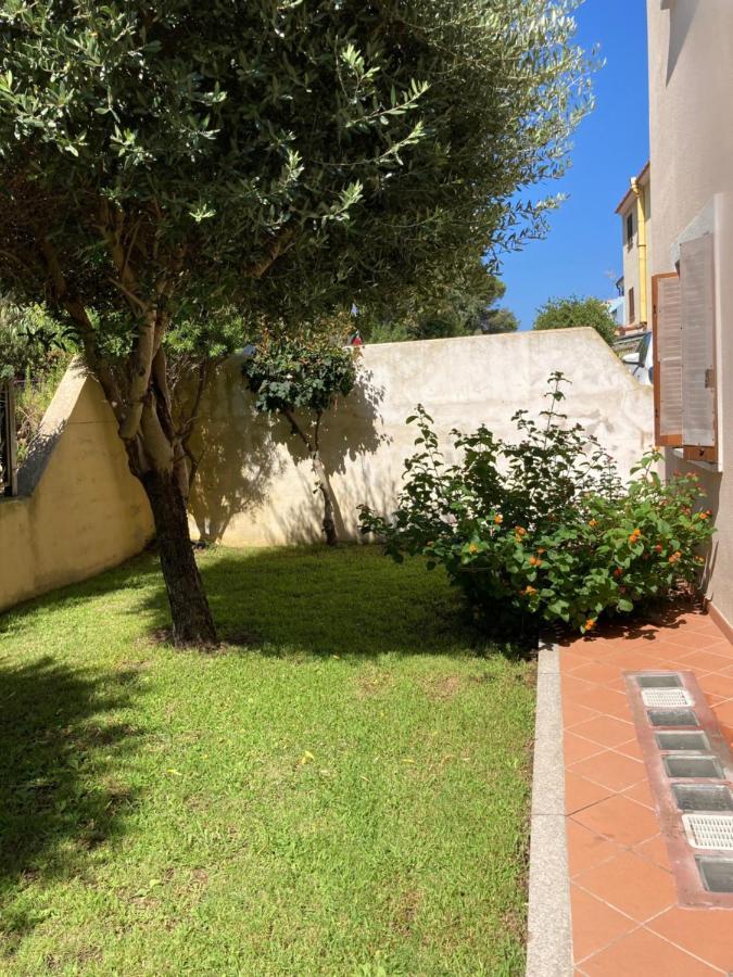 Residence Olimpo Santa Teresa Gallura Exterior foto