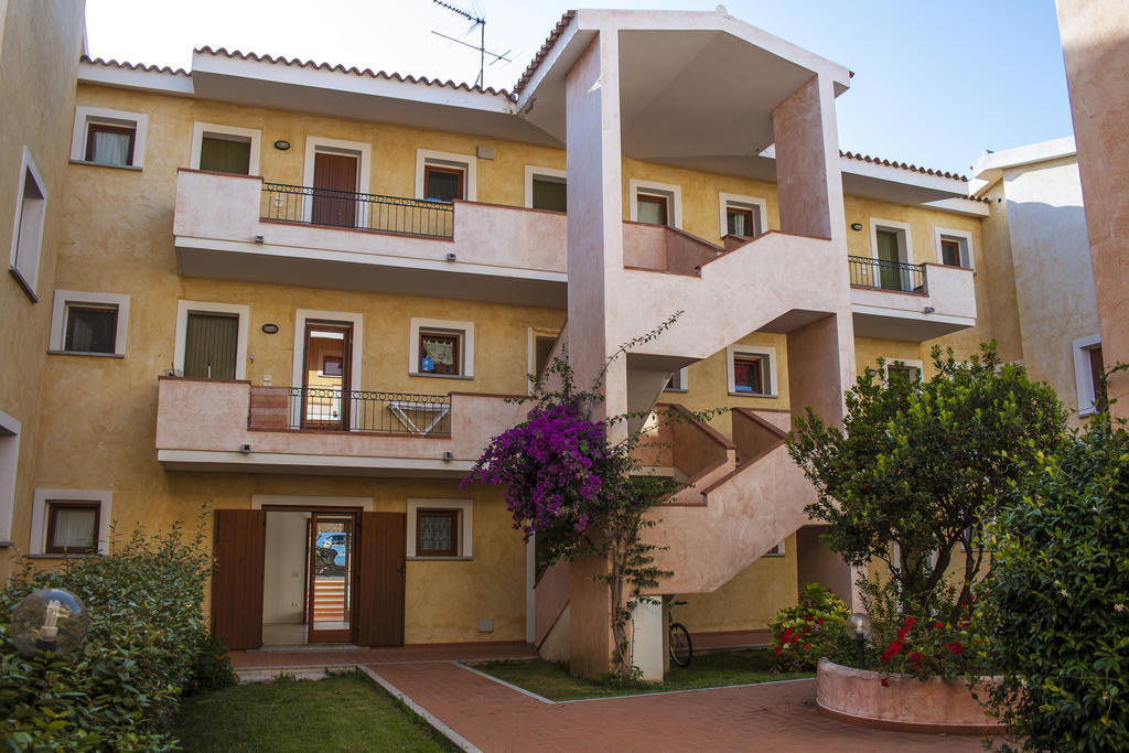 Residence Olimpo Santa Teresa Gallura Exterior foto